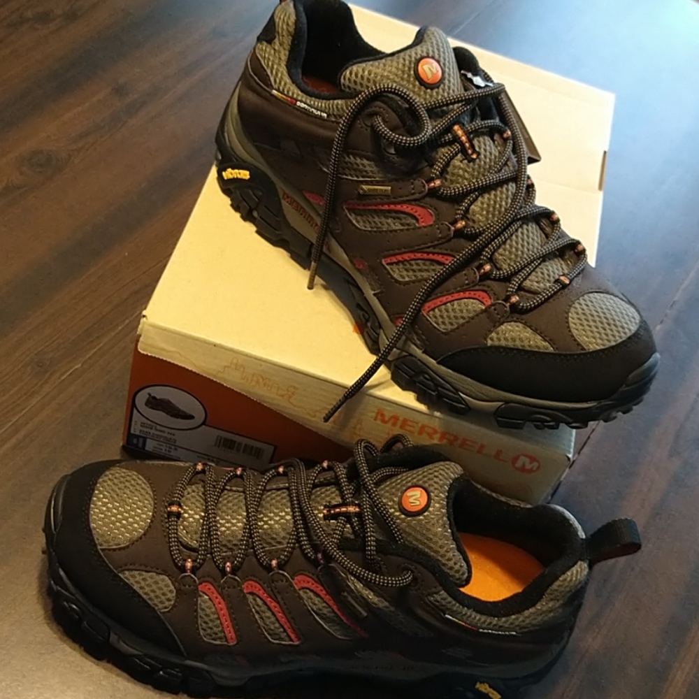 Merrell Moab Gore-tex J87323 men's 10.5 NIB